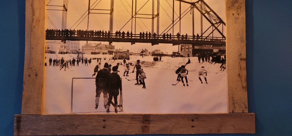 Fairbanks outdoor hockey